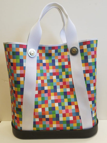 Urban Tote with Molded Bottom